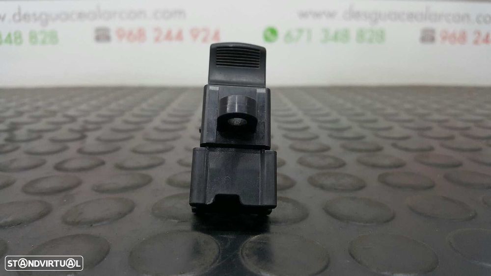 COMANDO DO ELEVADOR TRASEIRO DIREITO NISSAN PATHFINDER (R51) 2.5 DCI XE - 8