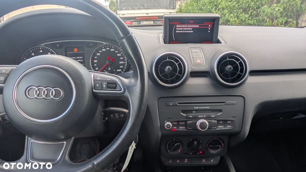 Audi A1 Sportback 1.2 TFSI S line edition m S line Sportpaket - 10