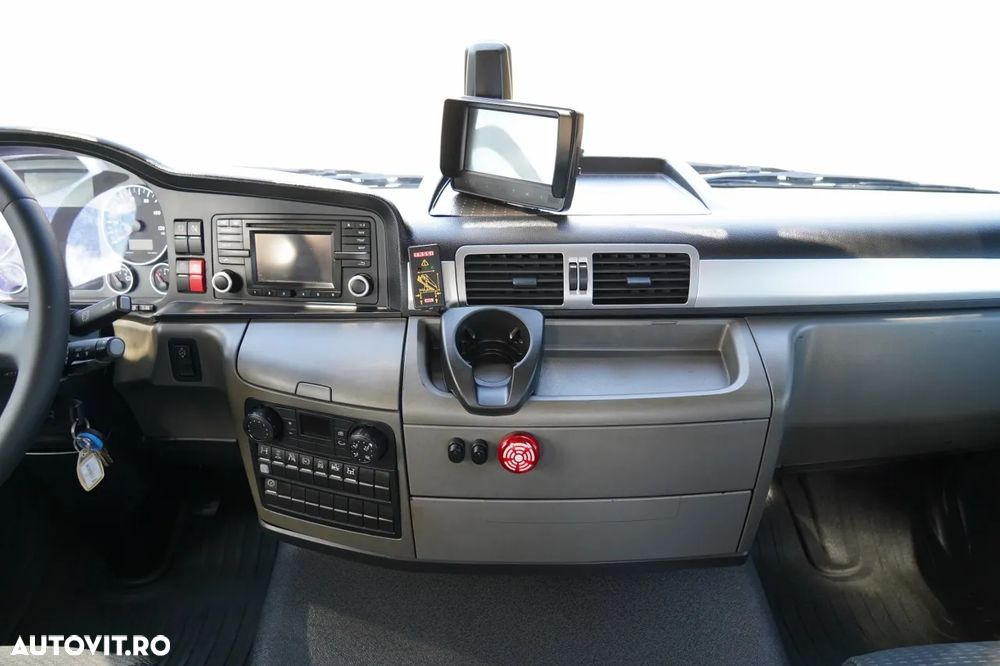 MAN TGS 18.320 / 4x2 / PLATFORMĂ - 6,8 M + FASSI F135 HDS / Rază de acțiune 8 m / PODEA REZISTENTĂ / RADIOCOMANDĂ / ROTATOARE / IMPORTAT - 30