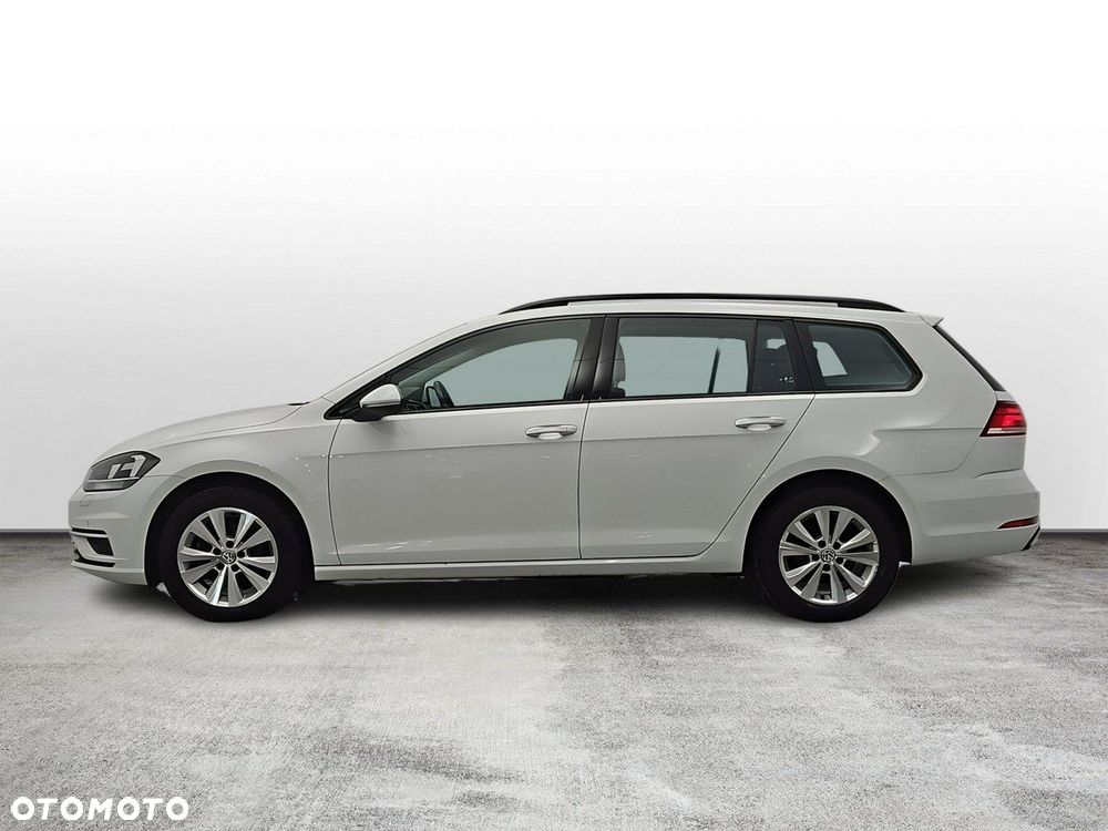 Volkswagen Golf - 2