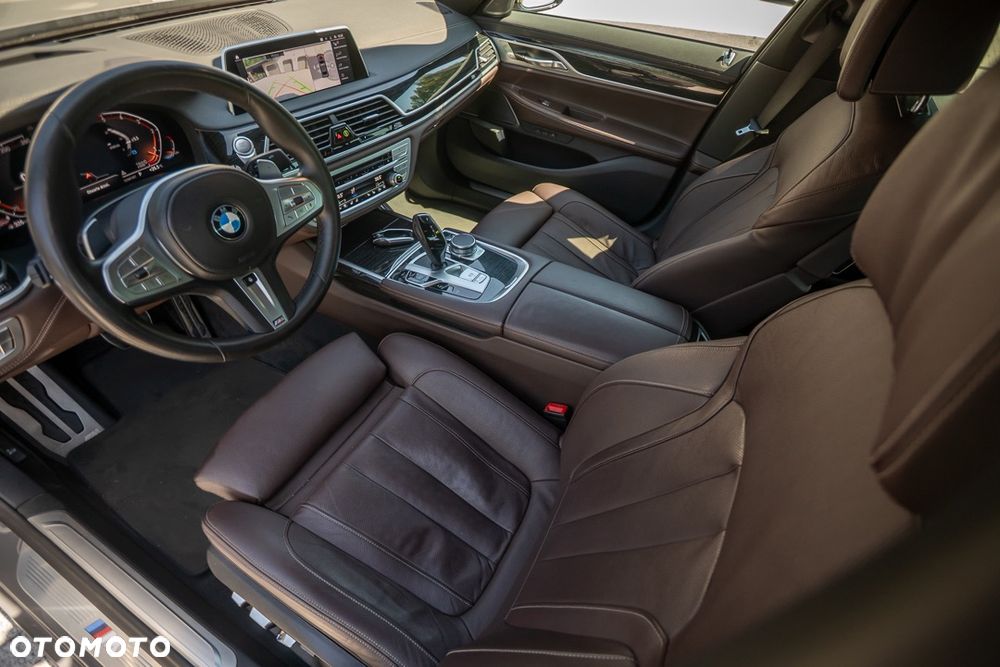 BMW Seria 7 - 18