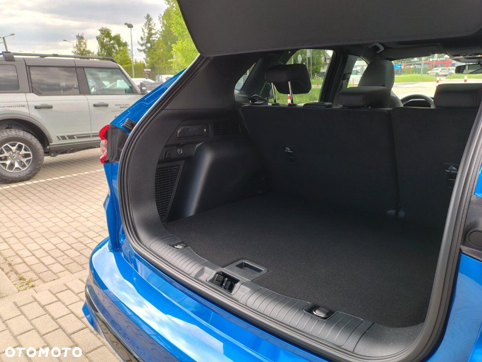 Ford Kuga - 25