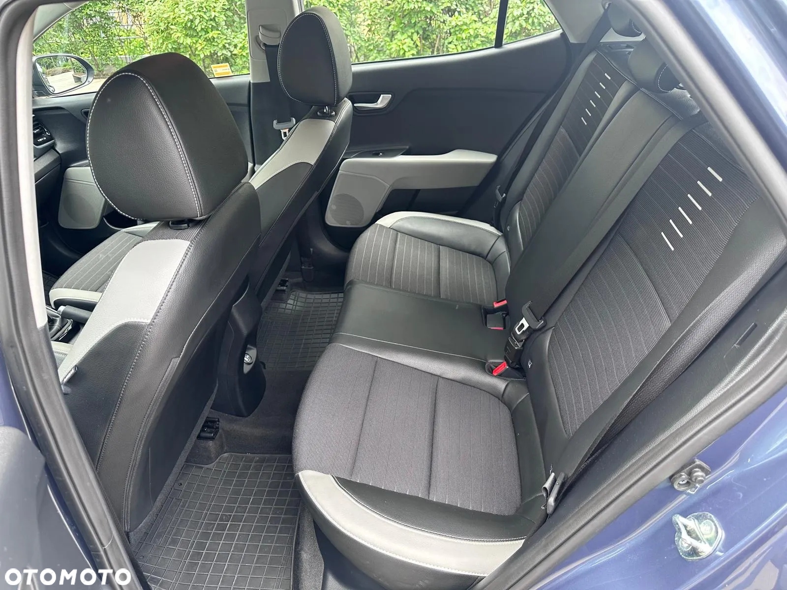 Kia Stonic 1.0 T-GDI L - 18