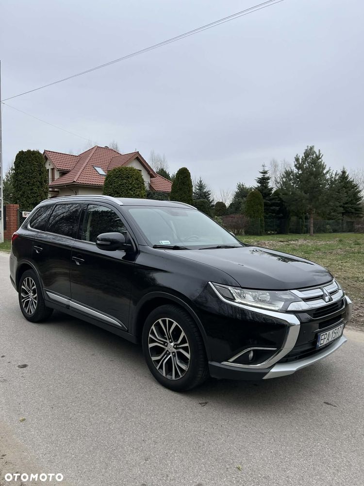 Mitsubishi Outlander 2.0 Instyle Navi CVT - 3