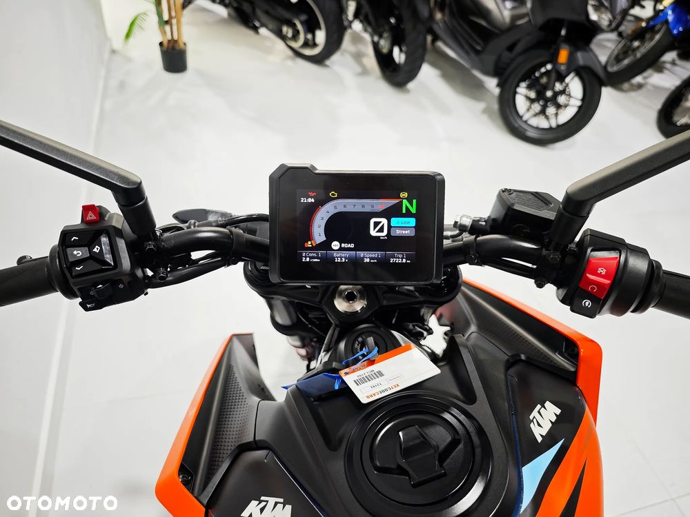 KTM Duke - 5