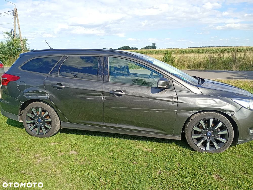 Ford Focus 1.5 TDCi Gold X - 4