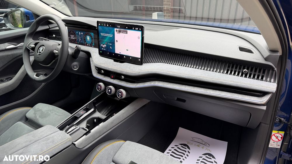 Skoda Superb Combi 2.0 TDI DSG Style - 21