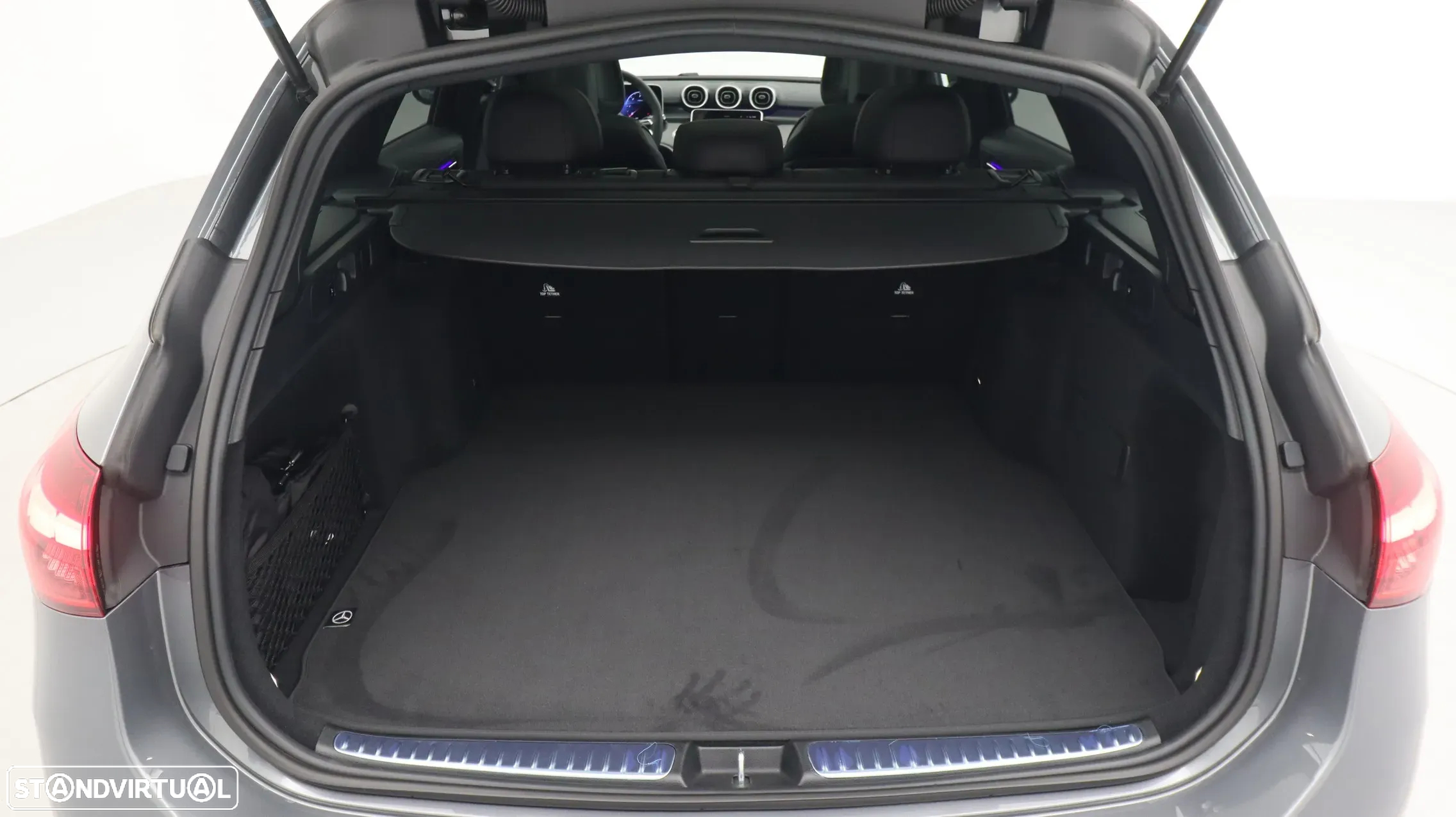 Mercedes-Benz C 220 d AMG Line - 32