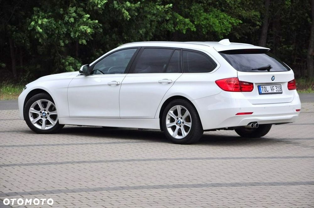 BMW Seria 3 330d xDrive Blue Performance Luxury Line - 16