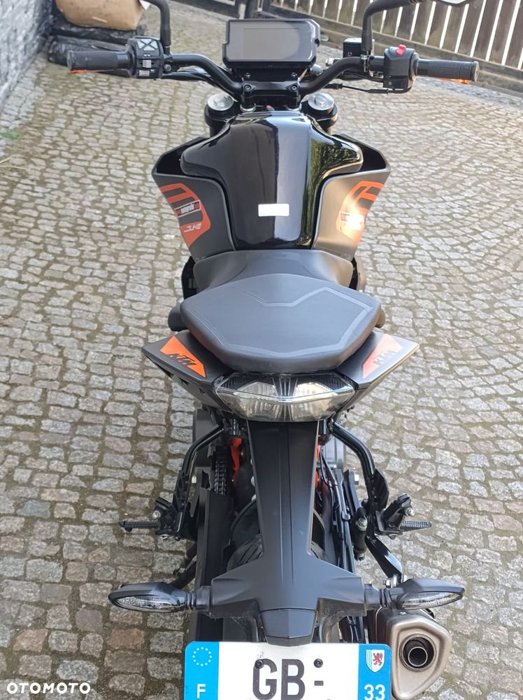 KTM Duke 125 - 10