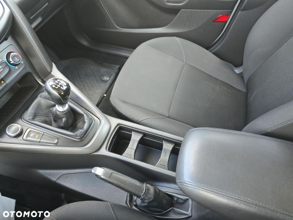 Ford Focus 1.5 TDCi Trend - 16