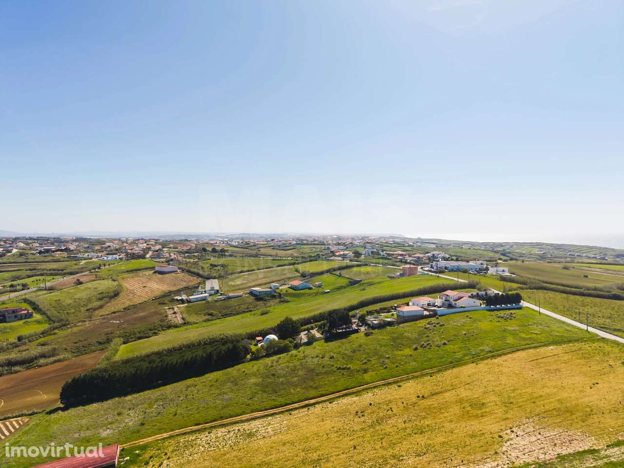 Viva entre o campo e o mar – T3 luminoso na Lourinhã - Grande imagem: 3/40