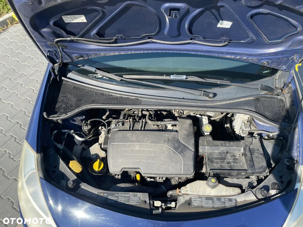 Renault Clio - 13