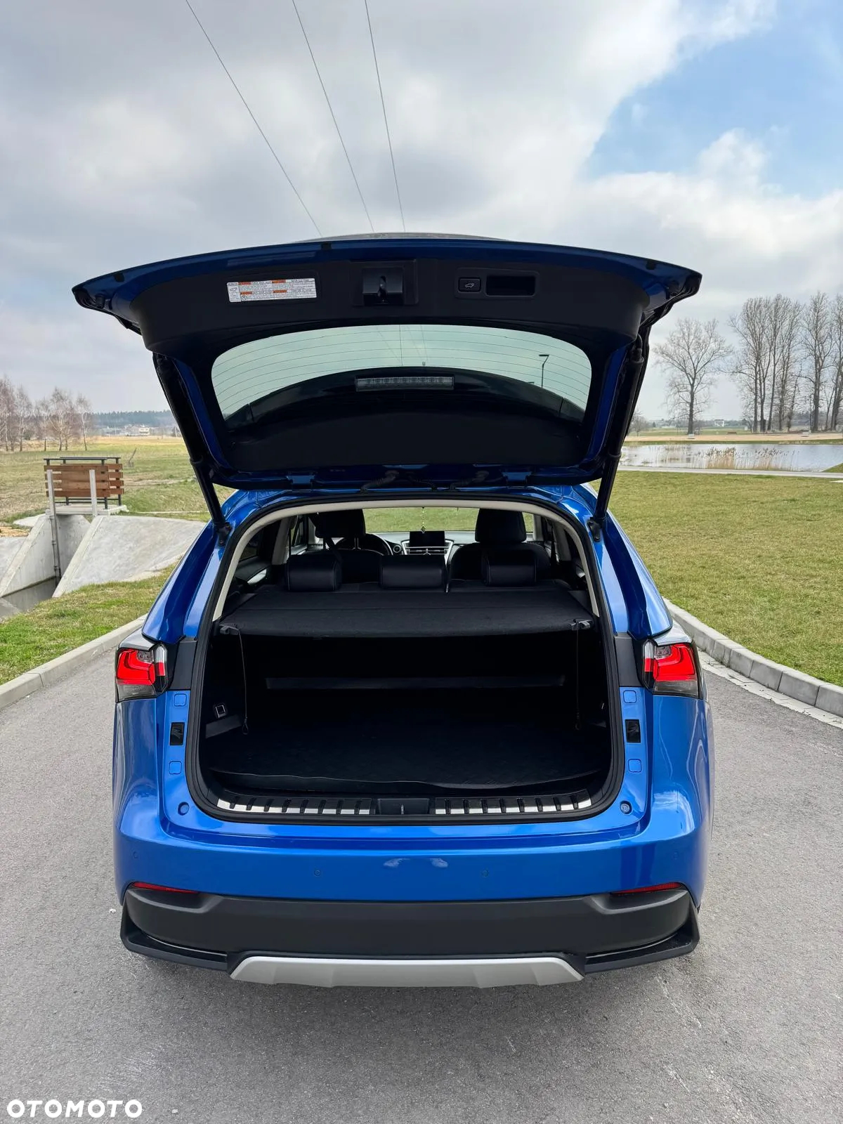 Lexus NX 300h Comfort AWD - 27