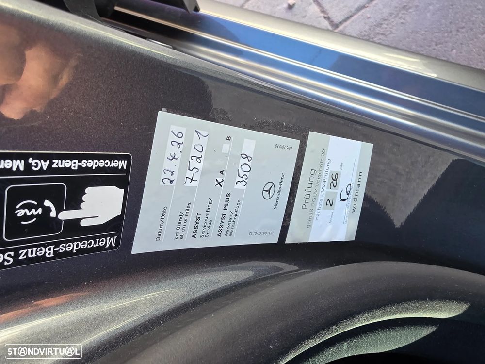Mercedes-Benz C 300 e T 9G-TRONIC AMG Line - 61