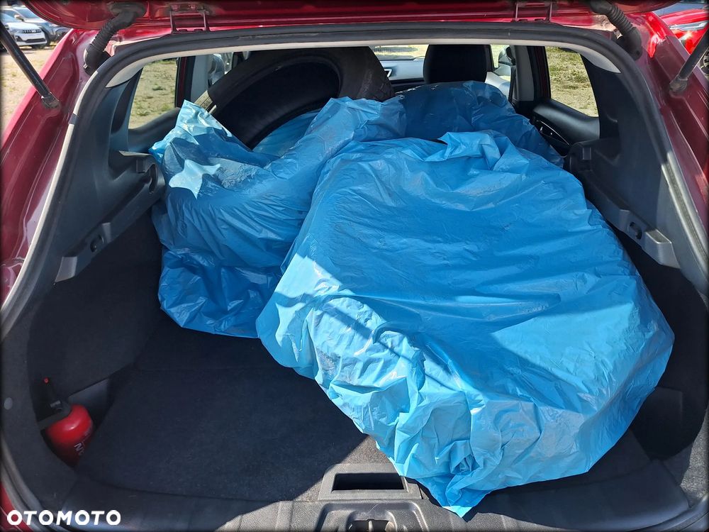 Nissan Qashqai 1.6 DCi 4x4 Tekna - 24