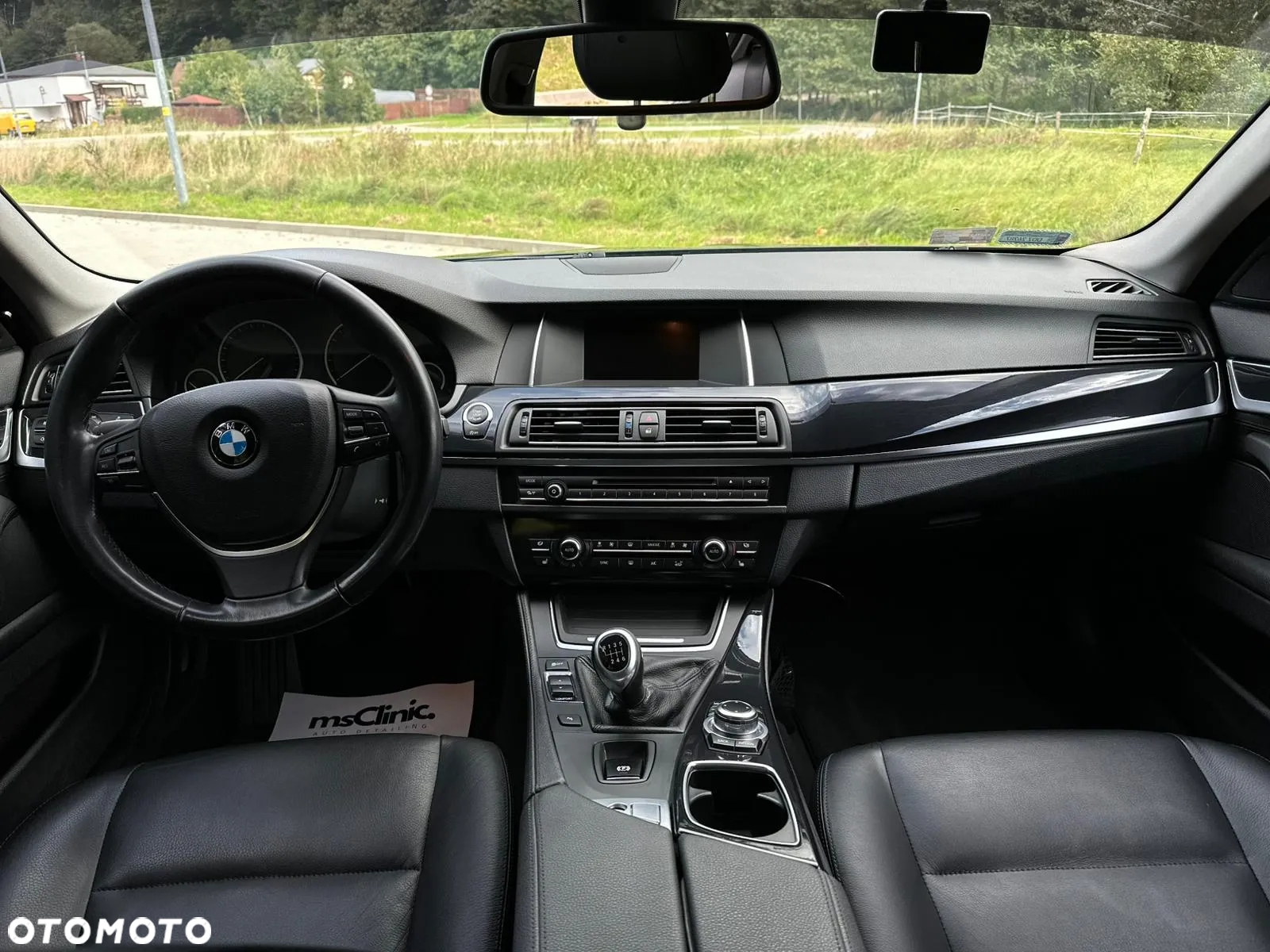 BMW Seria 5 520i Luxury Line - 12