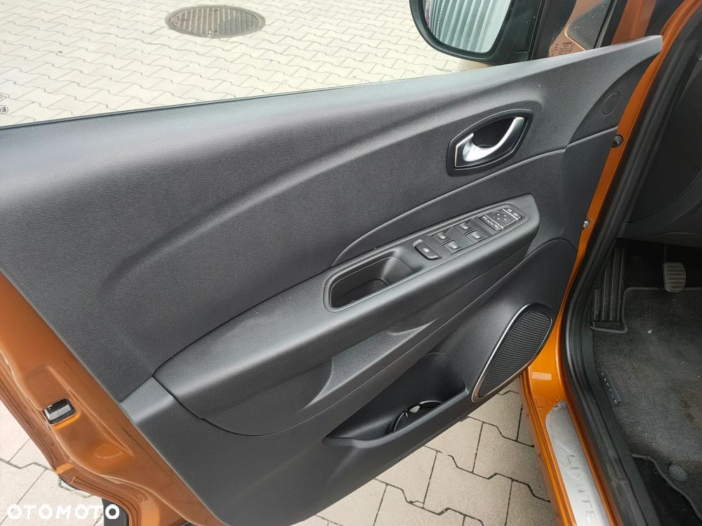 Renault Captur 1.3 Energy TCe FAP Limited - 16