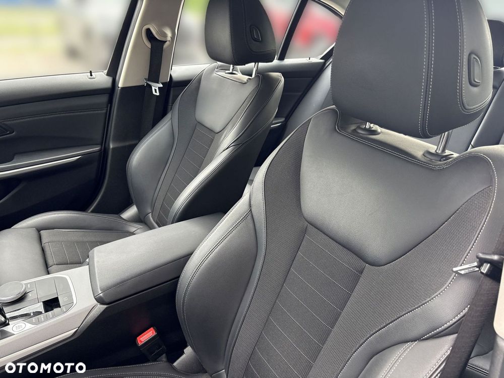 BMW Seria 3 - 11