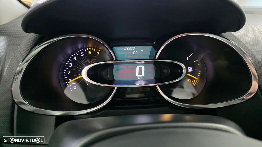 Renault Clio 0.9 TCE Dynamique S - 25