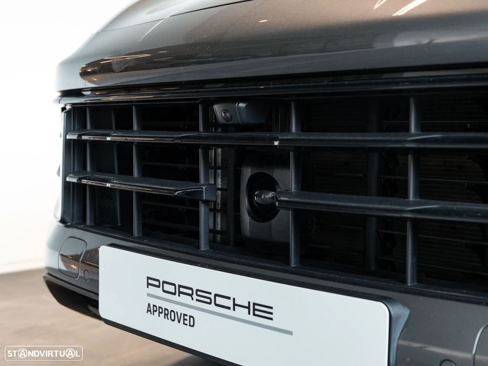 Porsche Cayenne Coupé E-Hybrid - 19