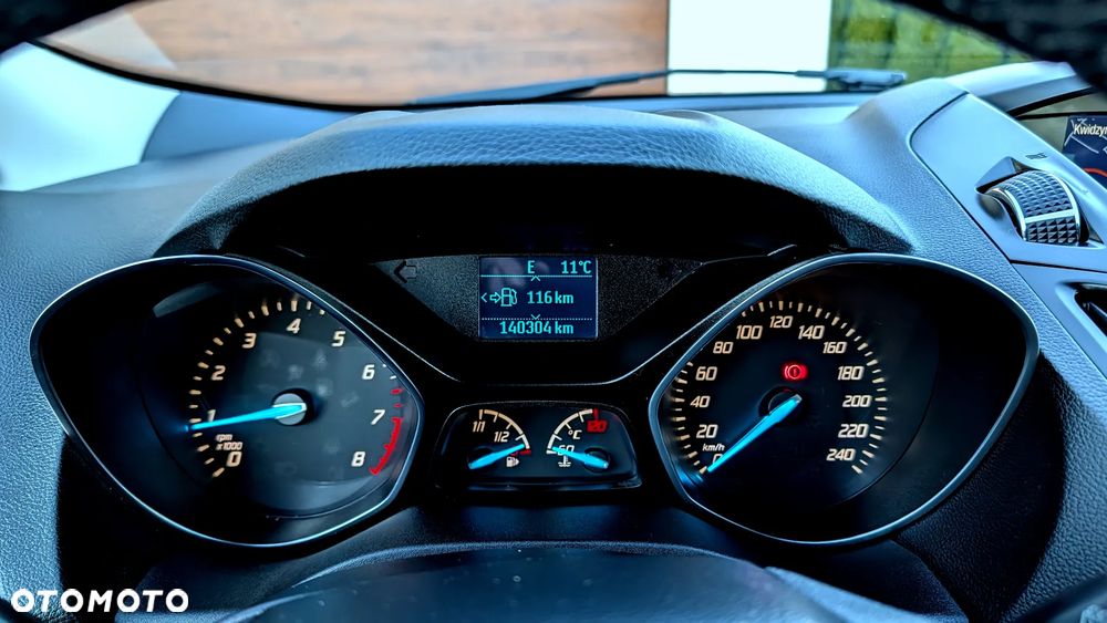 Ford Kuga 1.6 EcoBoost 2x4 Titanium - 39