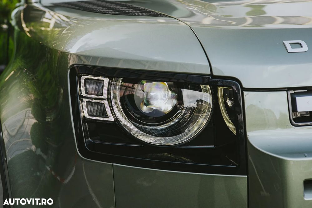 Land Rover Defender 110 3.0D 300 MHEV Hard Top SE - 4