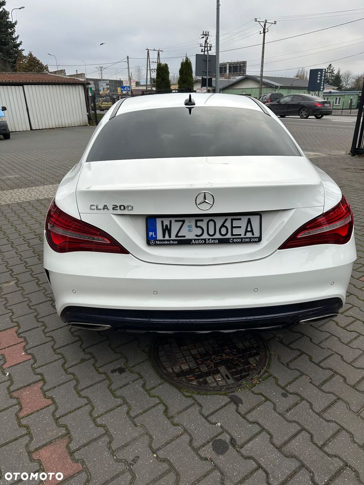 Mercedes-Benz CLA 200 7G-DCT - 5