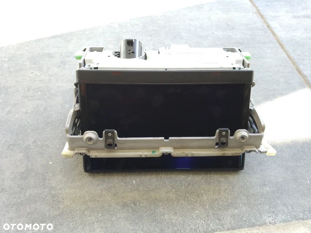 AUDI A3 8V WYŚWIETLACZ EKRAN MONITOR 8V0857273M - 1