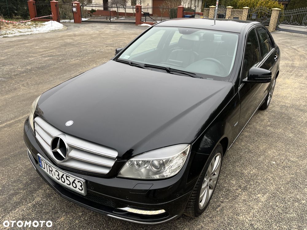 Mercedes-Benz Klasa C 220 CDI DPF Automatik BlueEFFICIENCY Avantgarde - 1