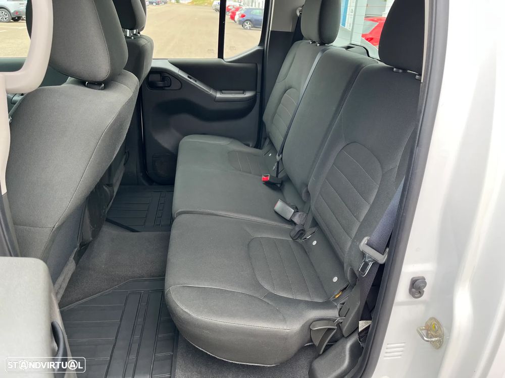 Nissan Navara XE - 13