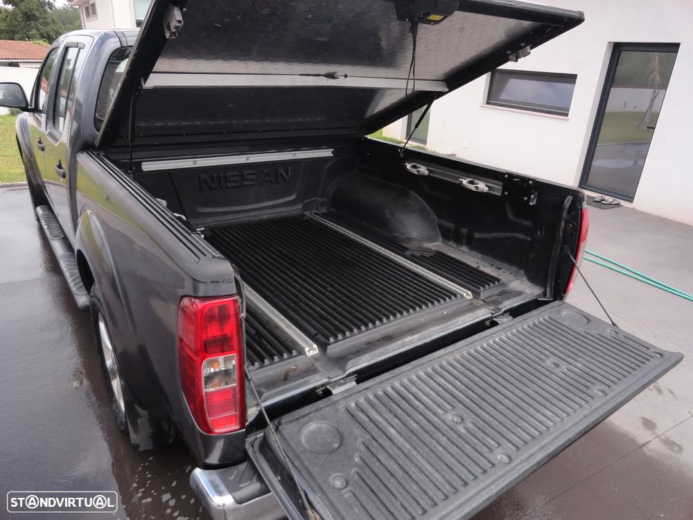 Nissan Navara 2.5 dCi CD SE AT 4WD - 8