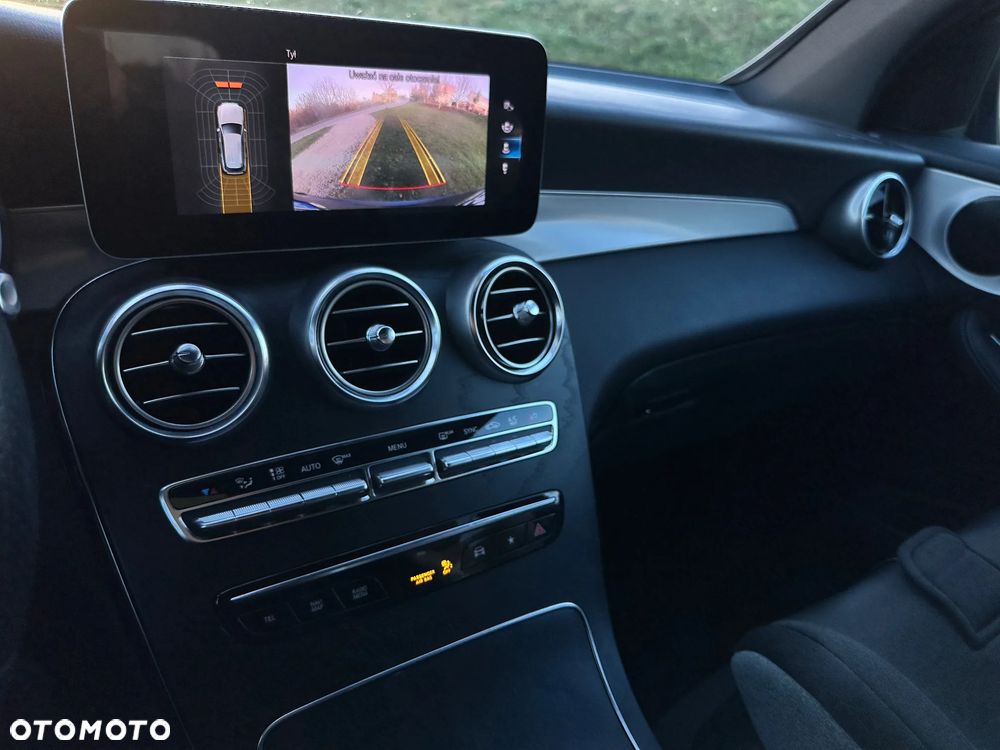 Mercedes-Benz GLC 220 d - 18