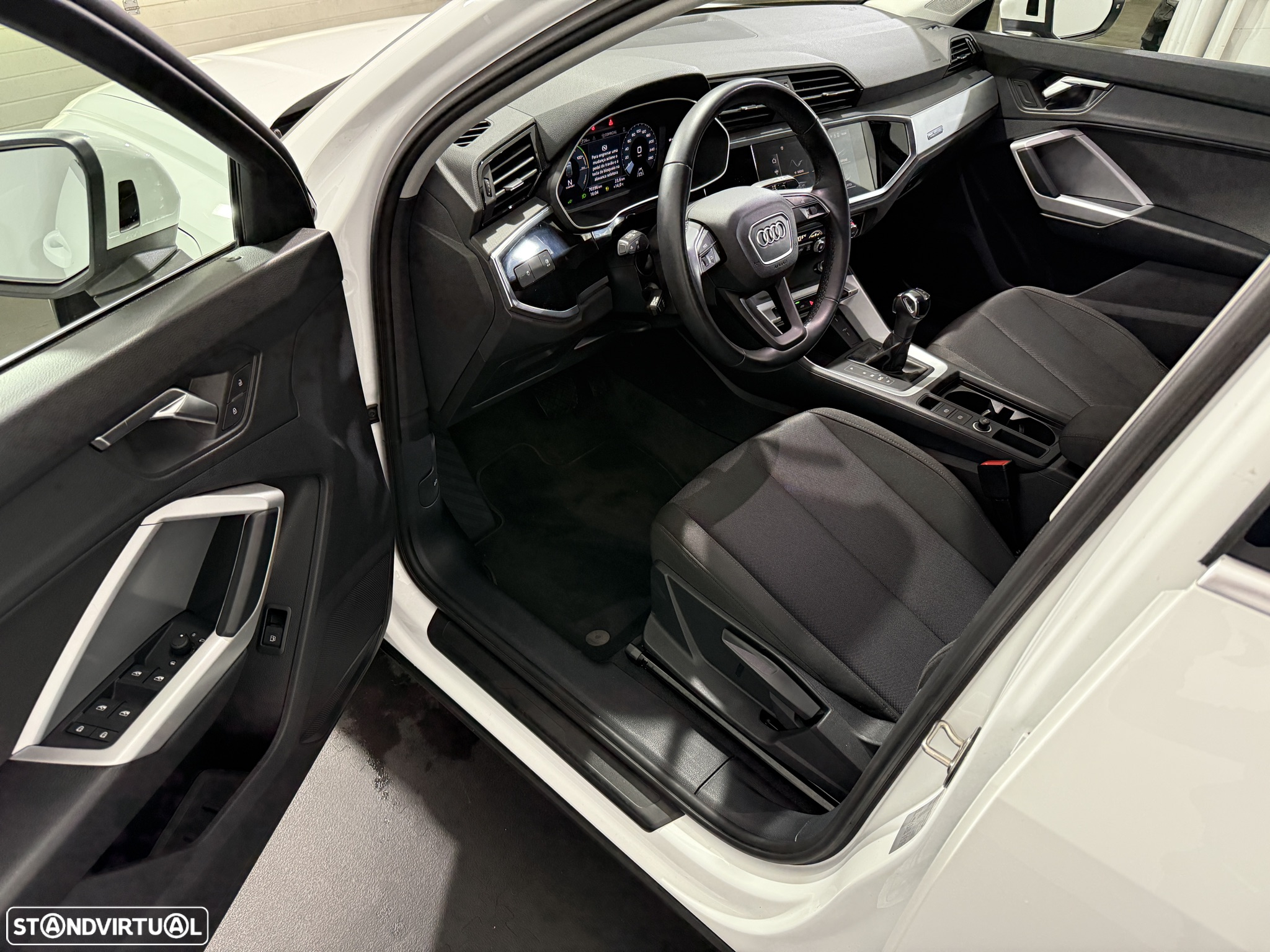 Audi Q3 Sportback 45 TFSIe S tronic - 12