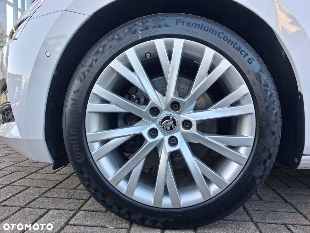 Skoda Superb 2.0 TSI Style DSG - 37