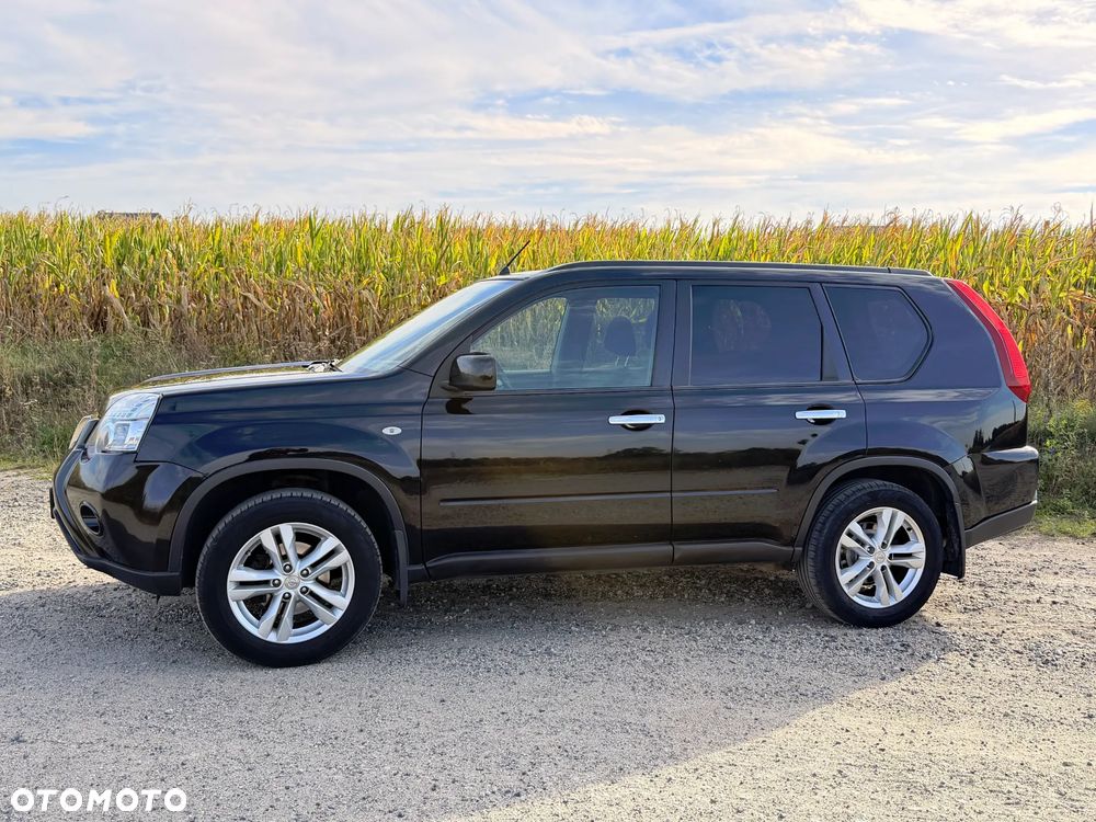 Nissan X-Trail 2.0 dCi SE - 2