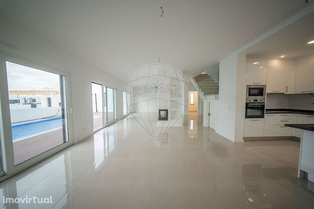 Moradia T3 para venda - Grande imagem: 2/32