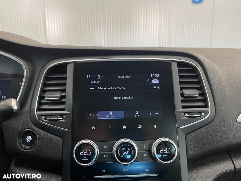 Renault Megane Estate Blue dCI EDC Intens - 18