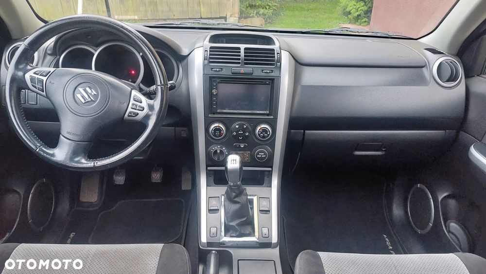 Suzuki Grand Vitara 1.9 DDiS Comfort DPF Limited - 11