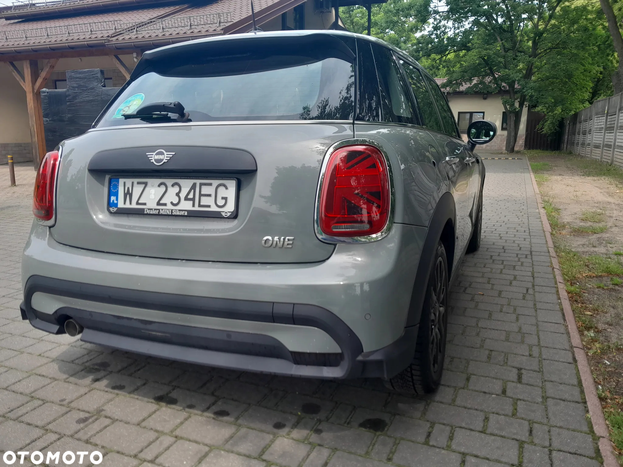 MINI ONE - 5