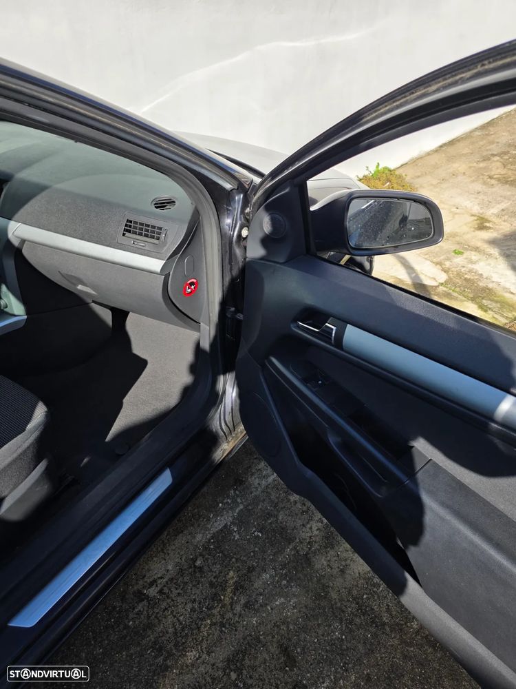 Opel Astra GTC 1.3 CDTI - 5