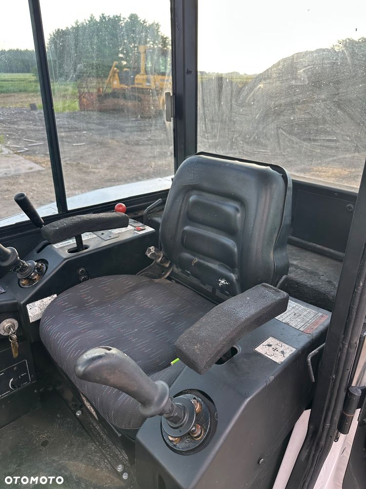 Bobcat EX120 - 9