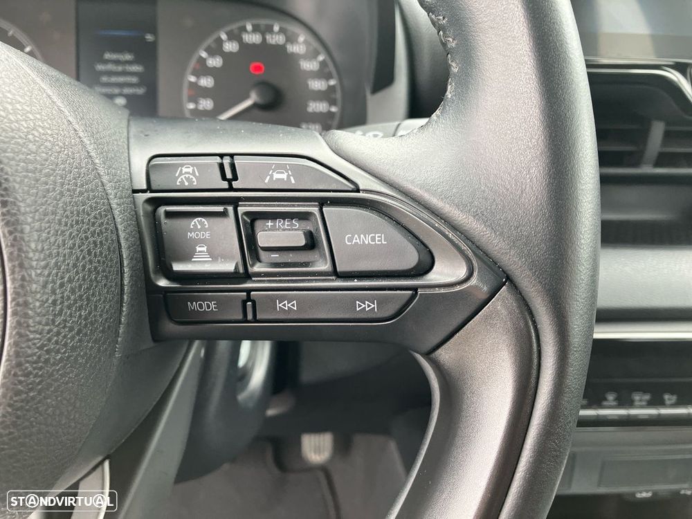 Toyota Yaris 1.5 HDF Comfort Plus - 20