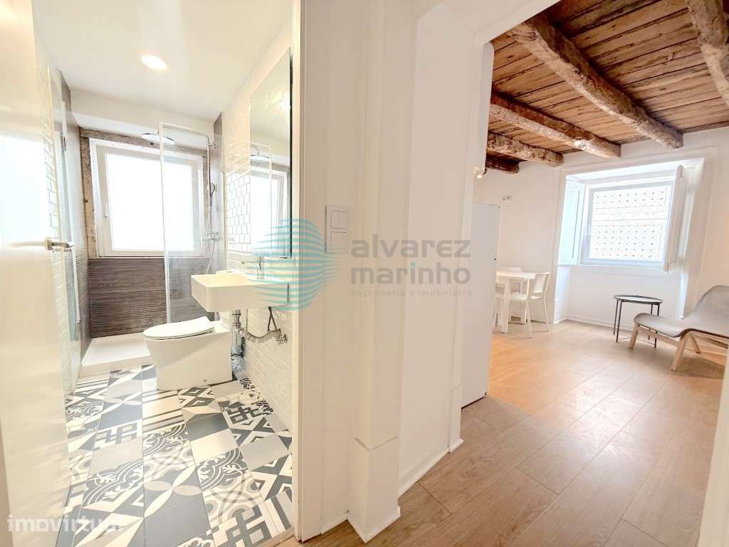 Apartamento T1, centro de Torres Vedras - Grande imagem: 2/14