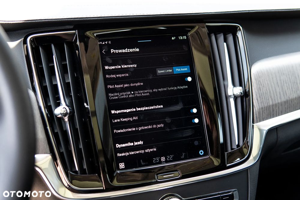 Volvo V90 Cross Country B5 D AWD Ultimate - 18