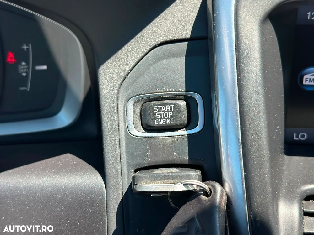 Volvo XC 60 D3 Start-Stop Momentum - 14