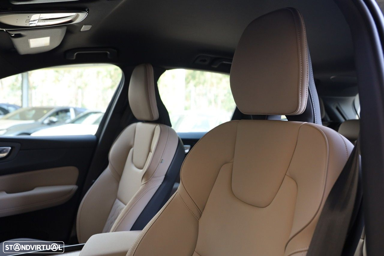 Volvo XC 60 2.0 T6 PHEV Plus Bright AWD - 9