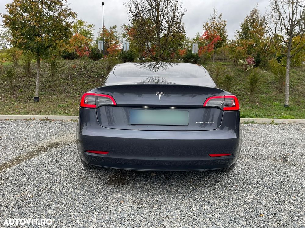 Tesla Model 3 Langstreckenbatterie Allradantrieb Dual Motor - 11