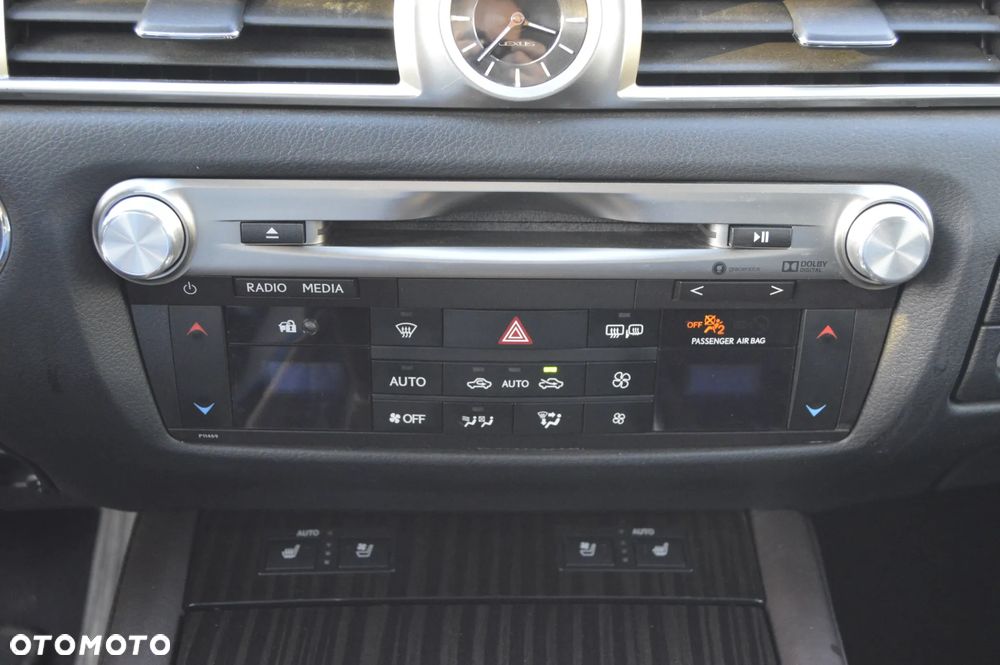 Lexus GS 200t / 300 Elegance - 12