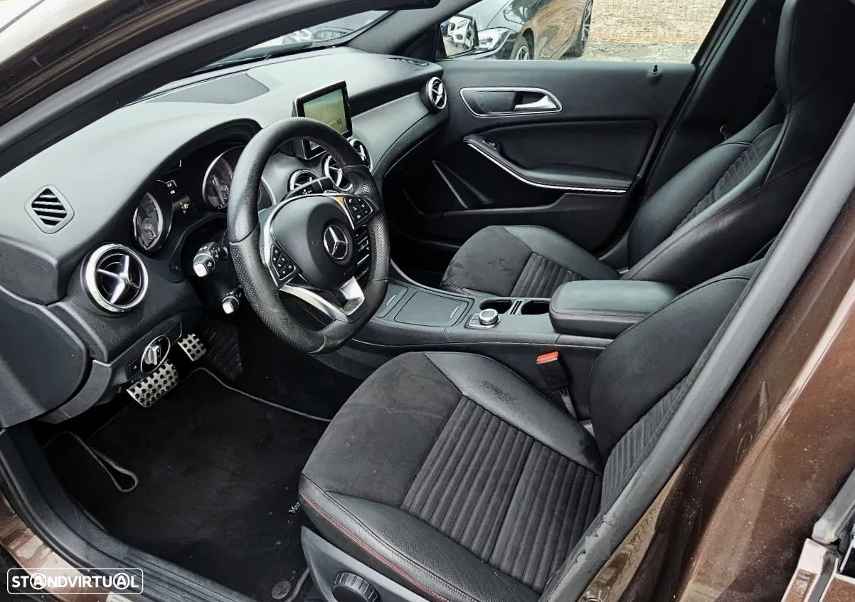 Mercedes-Benz GLA 180 CDi AMG Line Aut. - 24